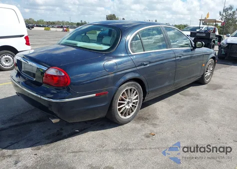 2007 Jaguar S-Type 3.0 V6 из США, поврежденный, VIN SAJWA01A57FN77419